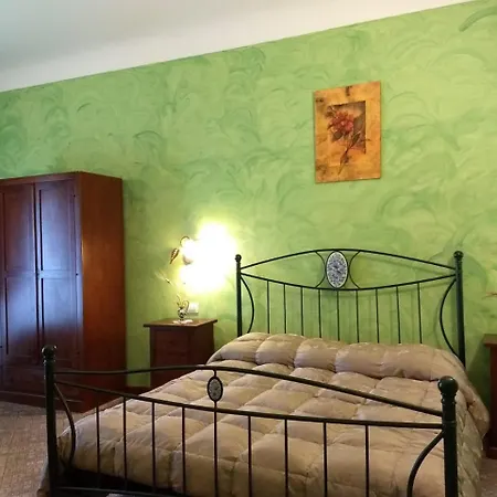 Palazzo Aprile 게스트하우스 칼타기론
