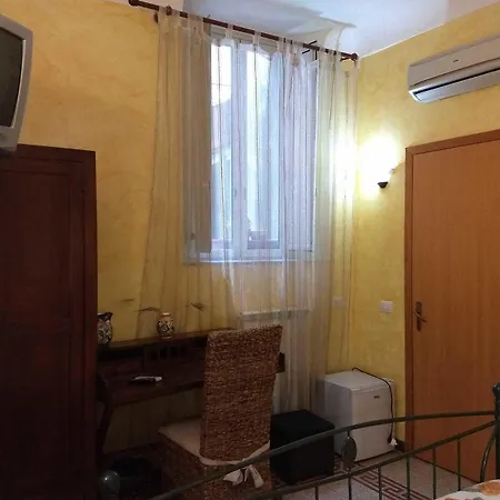 Palazzo Aprile Maison d'hôtes 3*