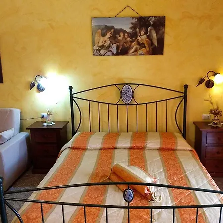 Palazzo Aprile Maison d'hôtes 3*
