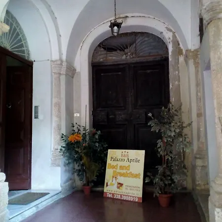 Palazzo Aprile Gæstehus