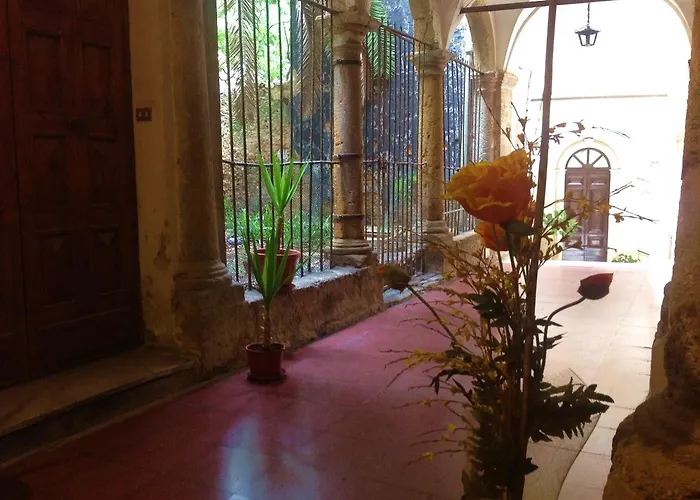 Palazzo Aprile Caltagirone